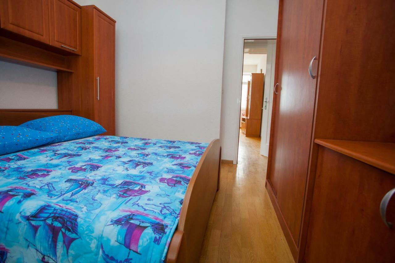 Apartments Vlado Podgora Exterior foto